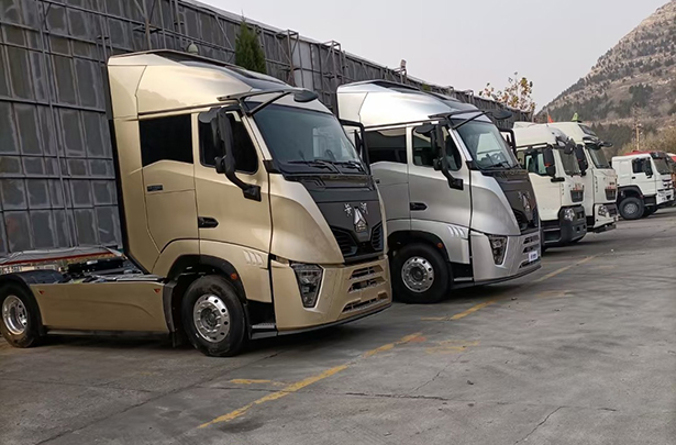 新黄河单桥牵引车